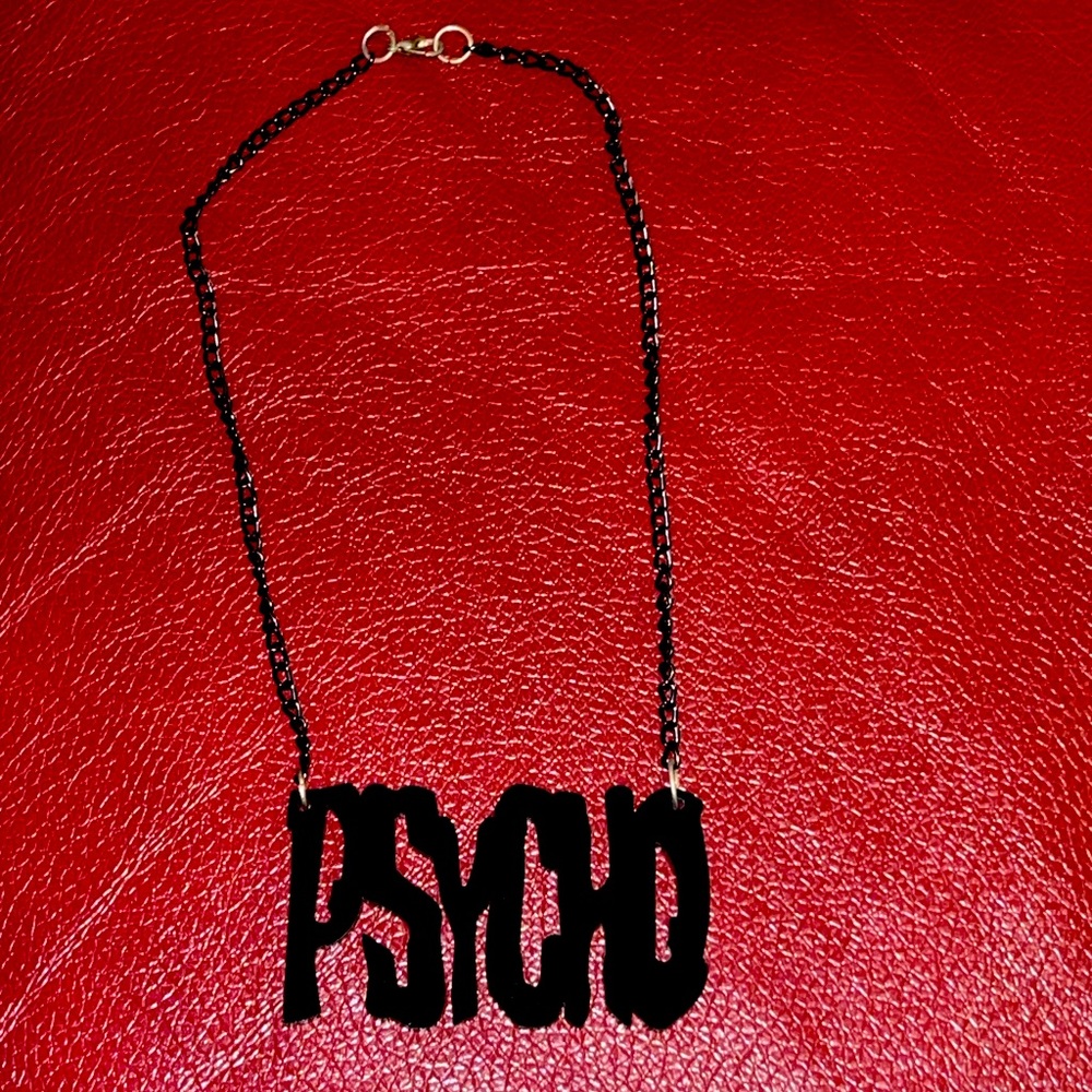 Ravenous choker Psycho